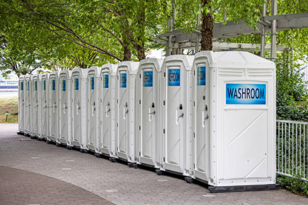 Best Portable restroom trailer rental  in Flagtown, NJ